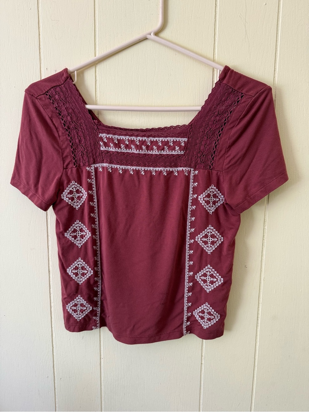 American Eagle Outfitters Burgundy Short-Sleeve Embroidered Square-Neck Top